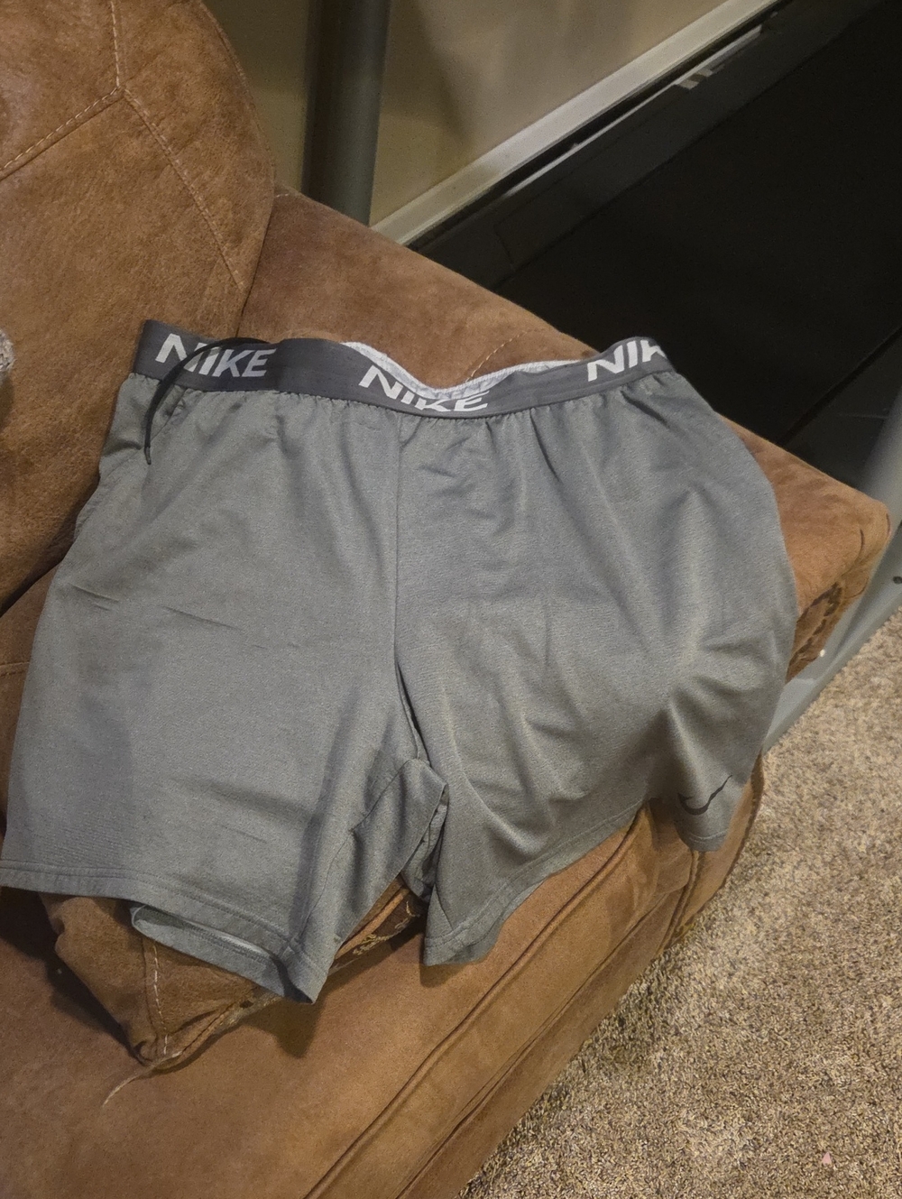 Nike Men’s Gray Athletic Performance Shorts